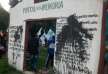 Vandalizaron el Portal de la Memoria