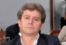 Se saca la gorra: «Tury» Rodríguez llamó la atención a la Policía