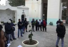 Ni la paz de los cementerios: Empleados de las necrópolis salteñas protestan por escobas y sueldos
