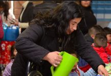 Impotencia: “Los chicos piden dos tazas de leche porque a la noche no cenan”
