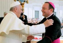 Medios italianos señalan la cercana amistad de Bergoglio y Zanchetta