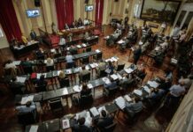 Diputados sesiona desde la mañana y trata el Presupuesto 2022