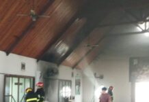 “Antes del incendio ya vendían cosas robadas de la parroquia”