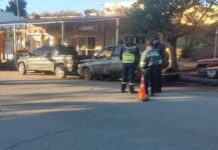 Un hombre con discapacidad chocó una camioneta