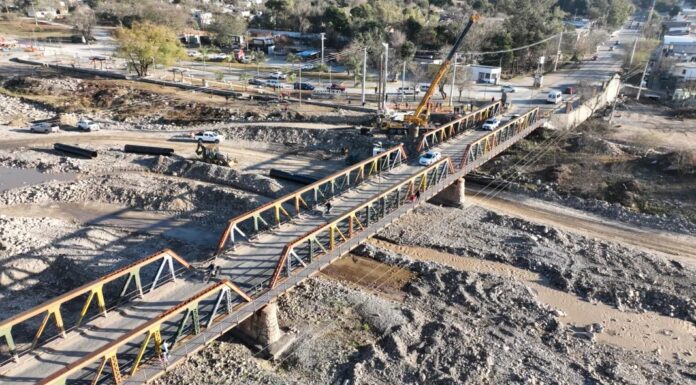 Comienza la construcción del primer puente de Vaqueros