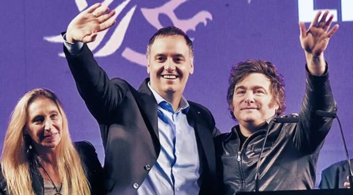 Adorni, licencia para robar