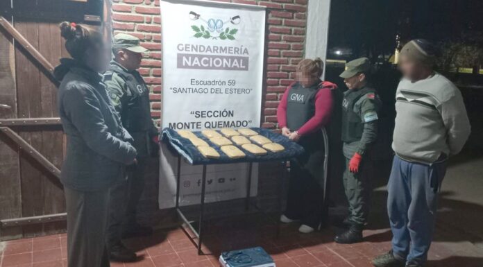 Gendarmes hallaron 12 kilos de cocaína envuelta entre acolchados y mantas
