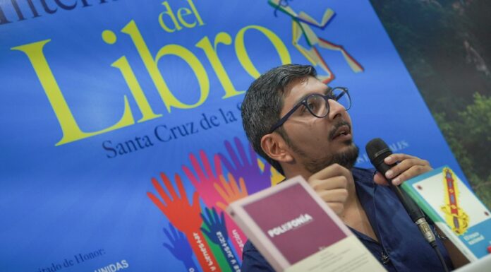 Salta dijo presente en la Feria del Libro de Santa Cruz de la Sierra