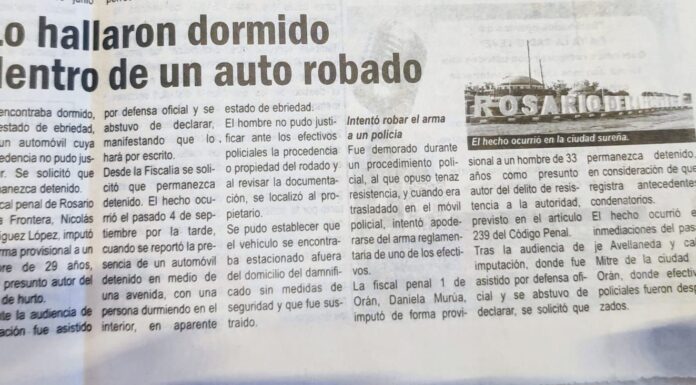 Dormido en un auto robado