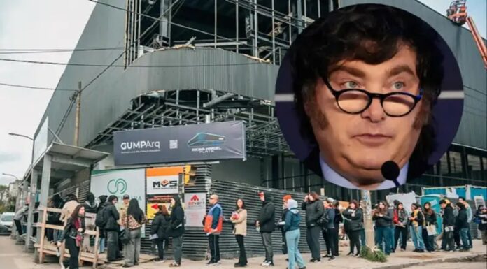 Seis cuadras de fila y acampe para conseguir trabajo en Mar del Plata